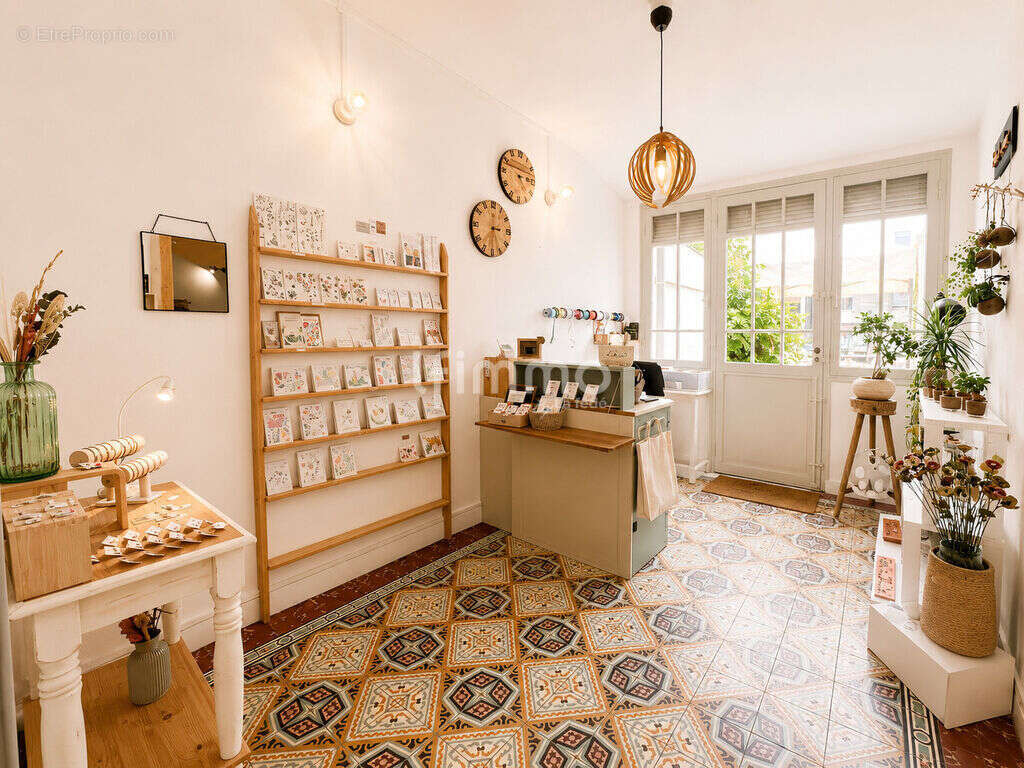 Fond de commerce boutique 60m²- 33160 Saint Médard en Jalles - photo 3