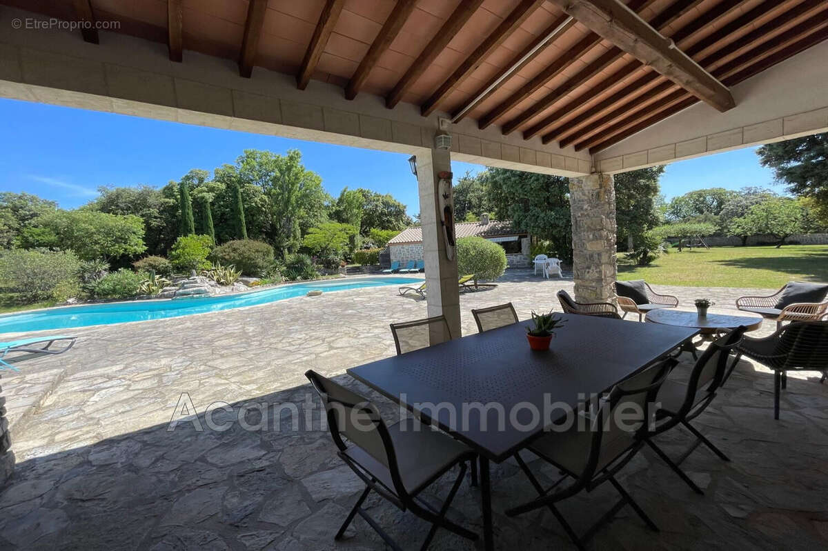 Maison à CAZEVIEILLE