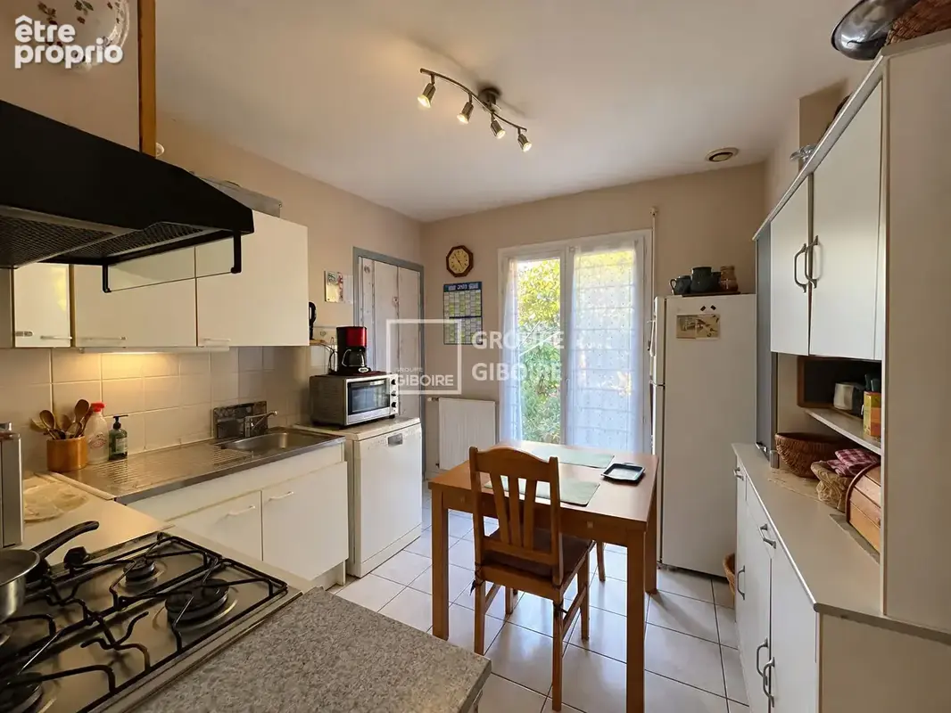 A vendre - Agence GIBOIRE Bruz *EXCLUSIVITE* - Maison d'env.105 m² offrant un potentiel de 125 m² - BRUZ, proche  gare - photo 3