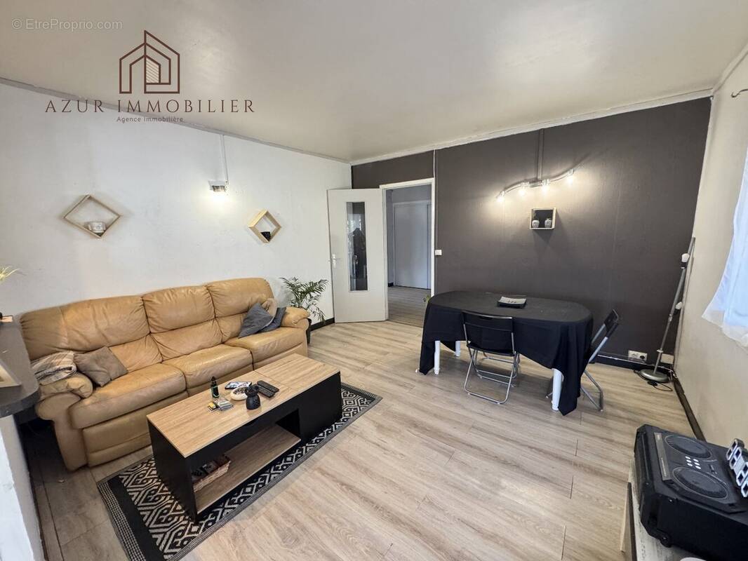 Appartement à LIGNAN-SUR-ORB