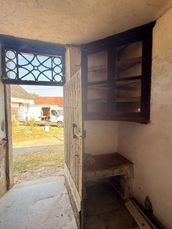 Ensemble de 2 maisons à restaurer + grange 26 500 € - photo 4