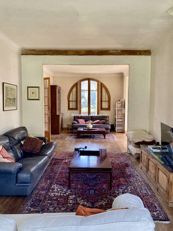 Maison à LA CELLE-SAINT-CLOUD