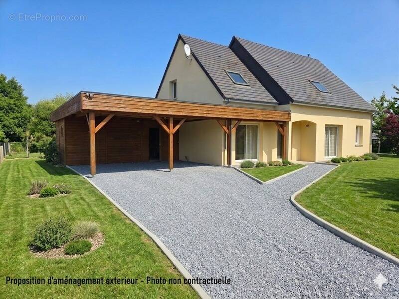Maison à LOMBRON