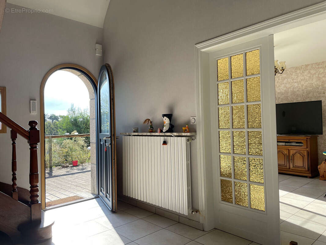 Maison  6 pièce(s) - photo 5
