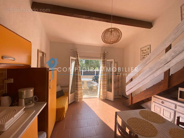 NÎMES- 30- Maison avec gîtes de 409m2  sur terrain de 2870m2 avec piscine - photo 15