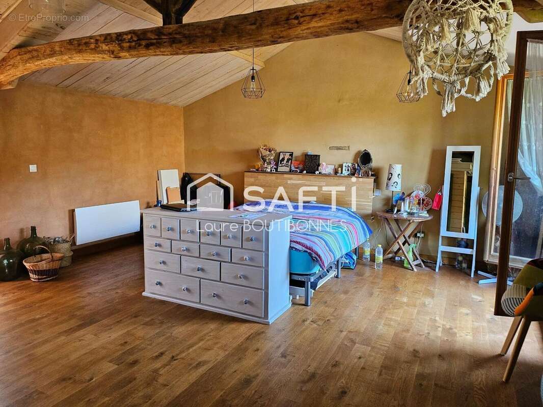 Photo 3 - Maison à SAINT-SULPICE