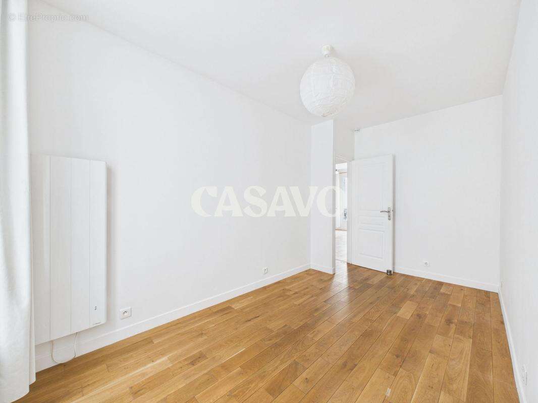 Appartement à PARIS-14E