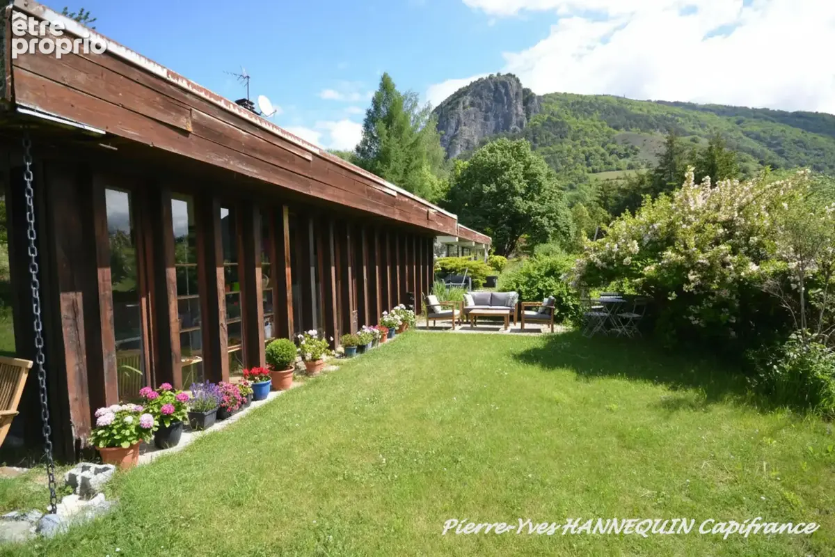 Maison d'architecte 355m2 15 pièces SALINS LES THERMES (73) - photo 4