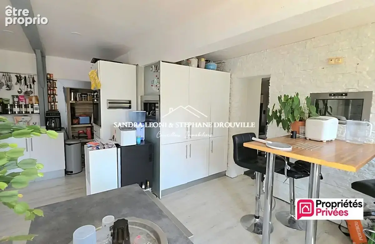 Proche auneau - bleury - saint symphorien charmante maison de 132 m², 4 pieces, 3 chambres - photo 3