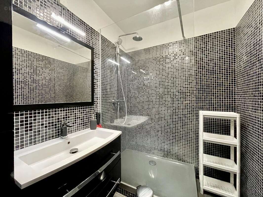 Appartement 50 m² à Courbevoie  - photo 6