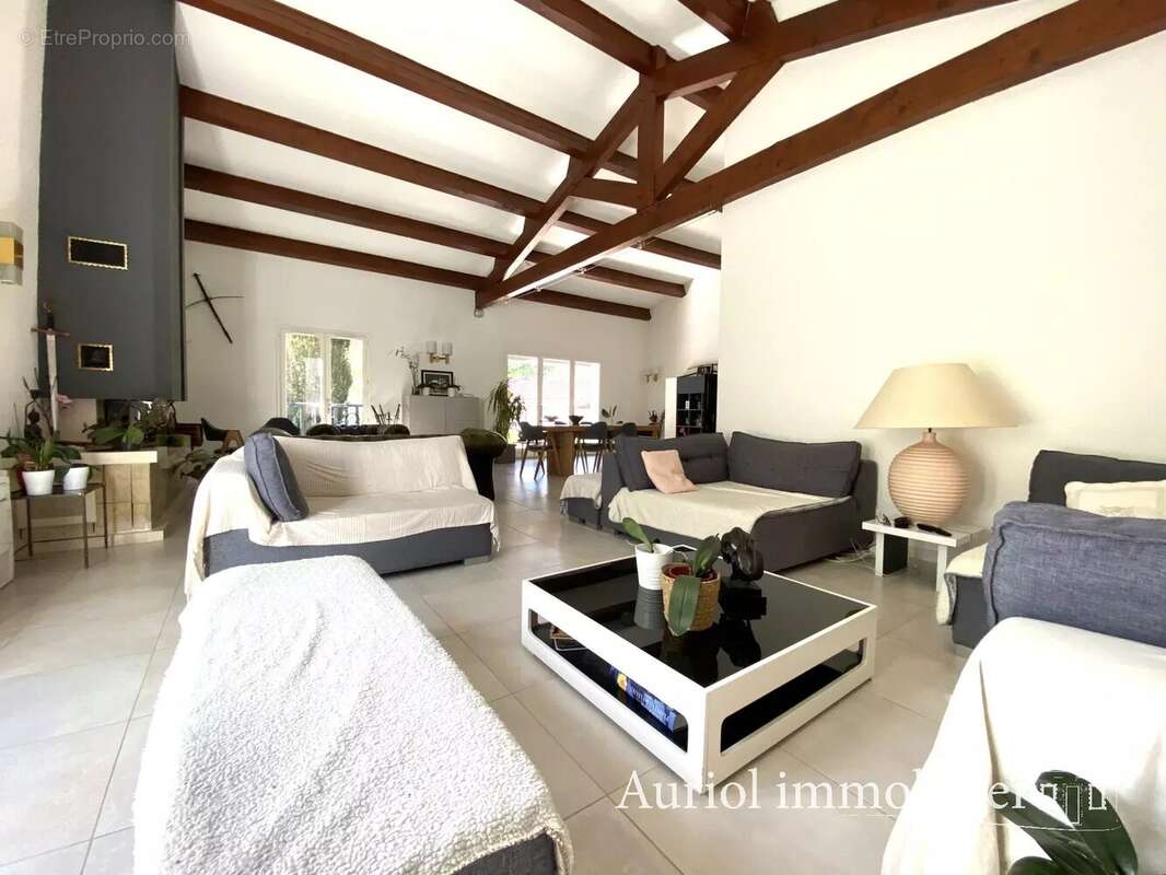 Maison à AURIOL