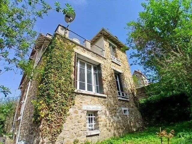 Maison à VILLENEUVE-SAINT-GEORGES