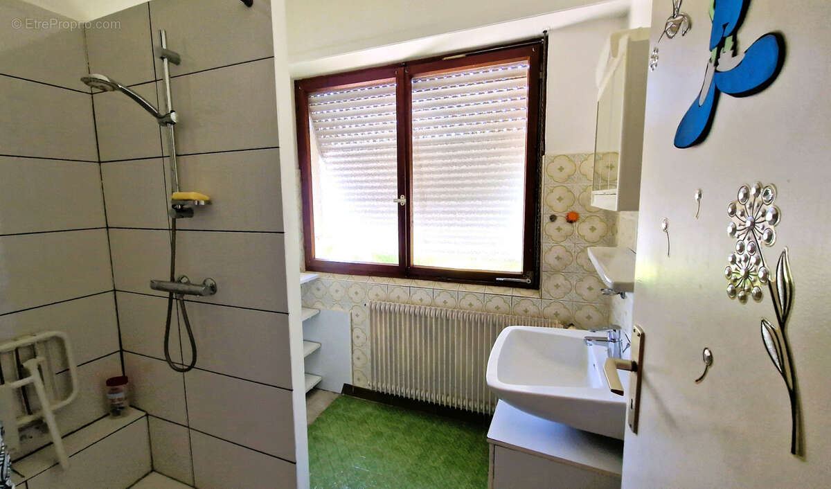 Maison Individuelle de 74m2 avec travaux à Saint Hippolyte - photo 8