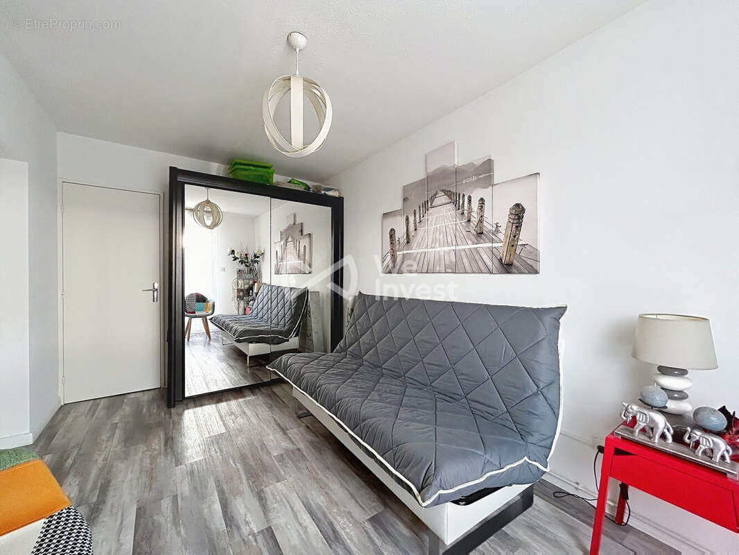Appartement à MAUGUIO