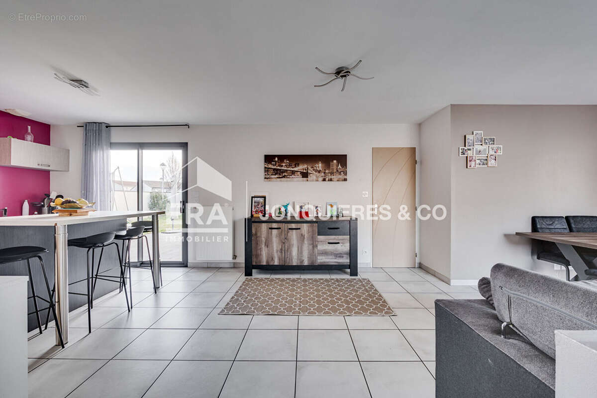 Maison à LABARTHE-SUR-LEZE