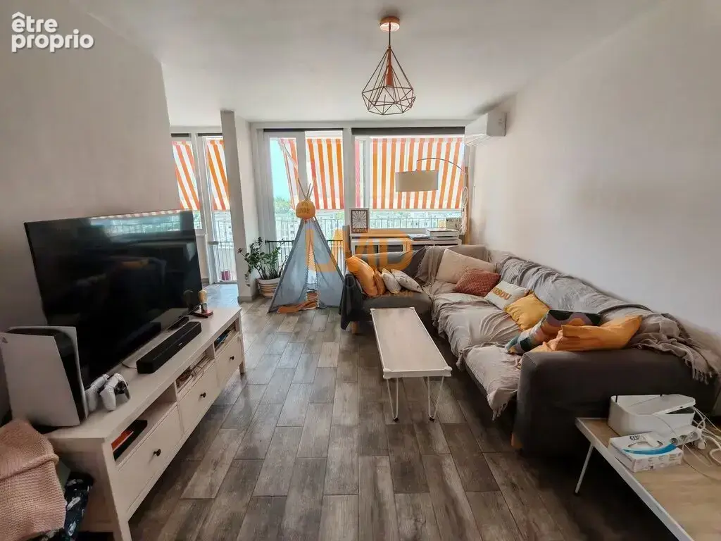 Appartement à MARSEILLE-9E