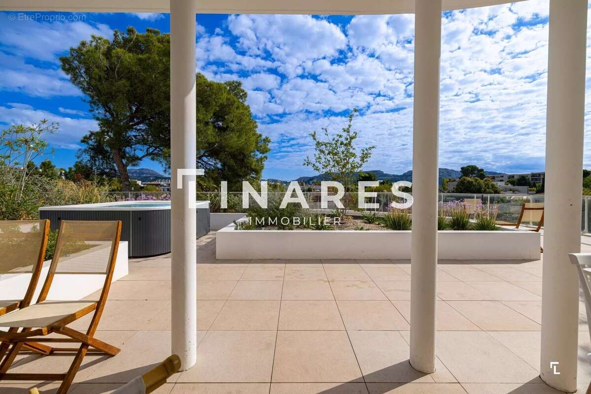 Appartement à MARSEILLE-8E