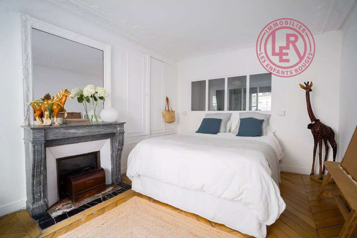 Appartement à PARIS-10E