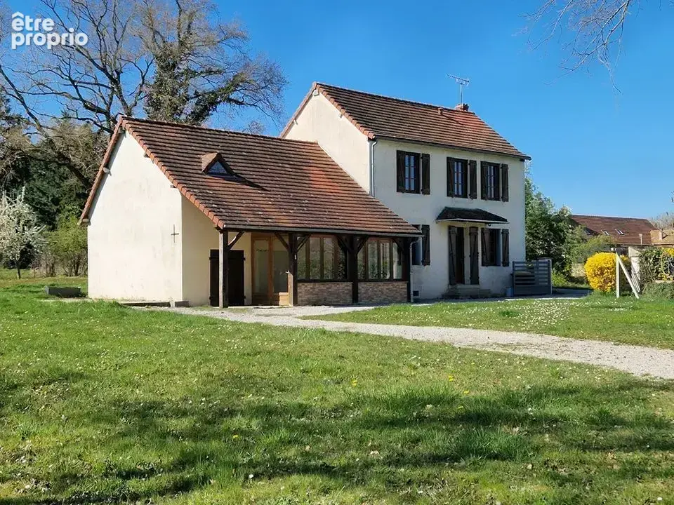 Maison 6 pièces 107 m² à vendre à Saint-Pourcain-Sur-Sioule (03500) - photo 2