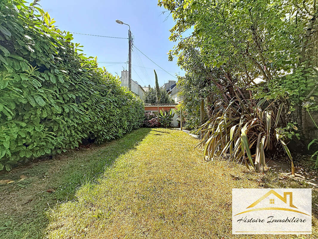 BREST - ST PIERRE CENTRE, Maison de ville avec jardin et garage - photo 17