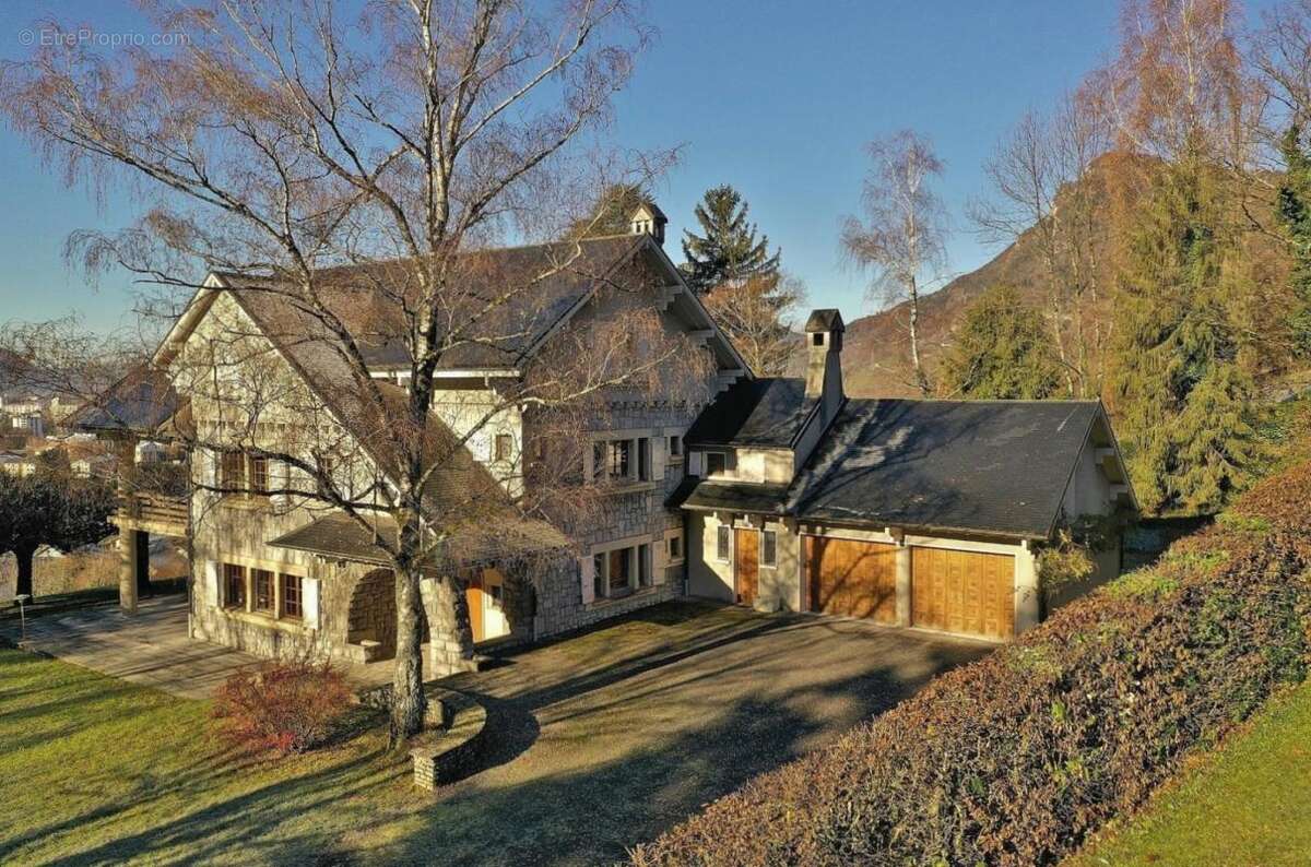Maison à CLUSES