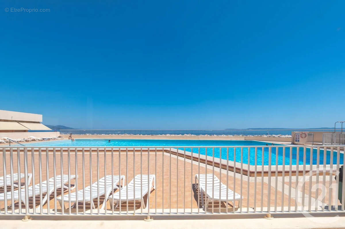 Appartement à BORMES-LES-MIMOSAS