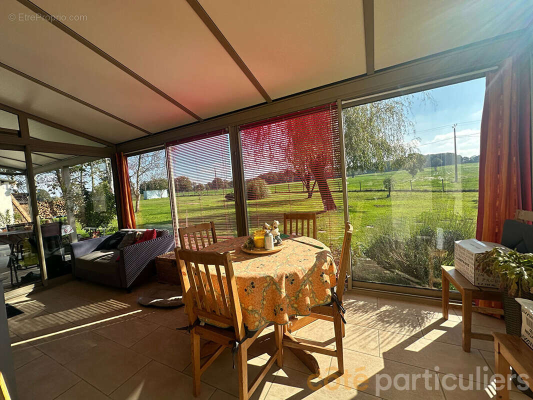 Maison à LE CHATELET