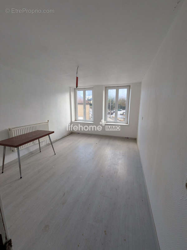 Appartement à NOUZONVILLE