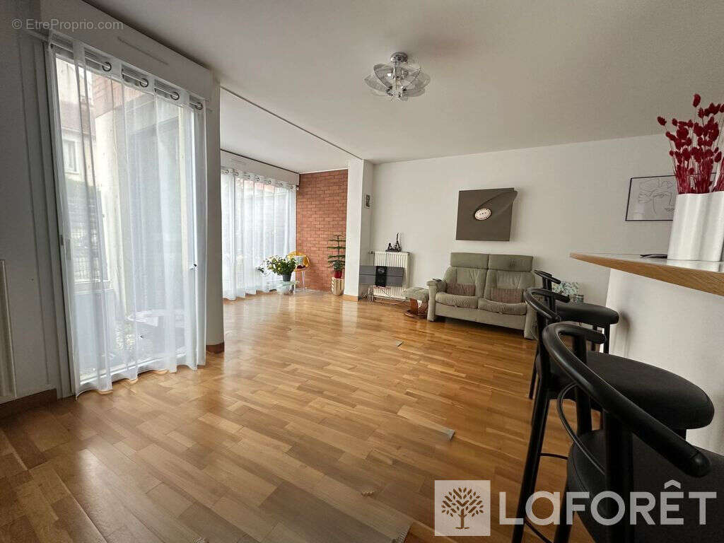 Appartement à MONTREUIL