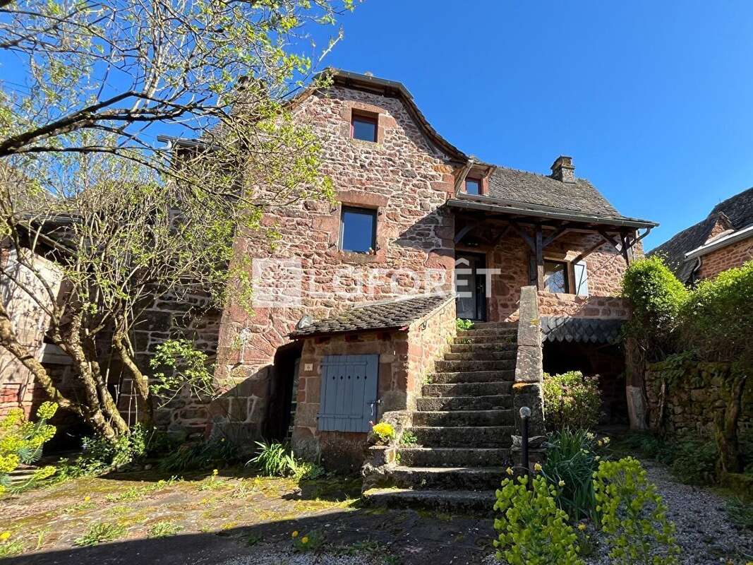 Maison à SAINT-CHRISTOPHE-VALLON