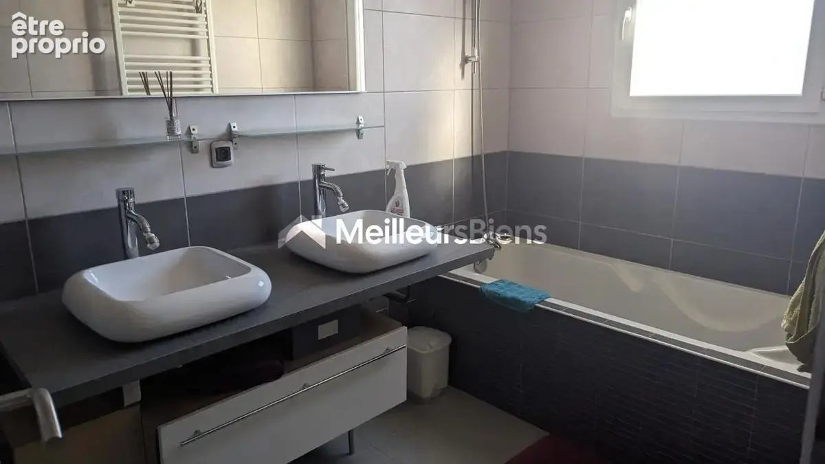 Gigean villa 4 chambres terrain clos 384 m² vaste pièce à vivre - photo 7