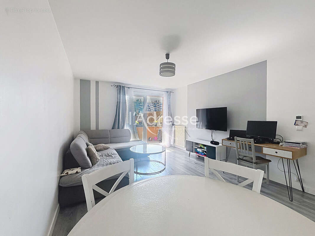 Appartement à BONDY