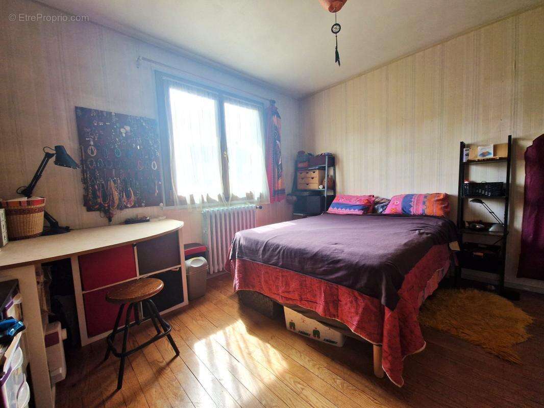 Maison à SAINT-MARTIN-DU-VIVIER