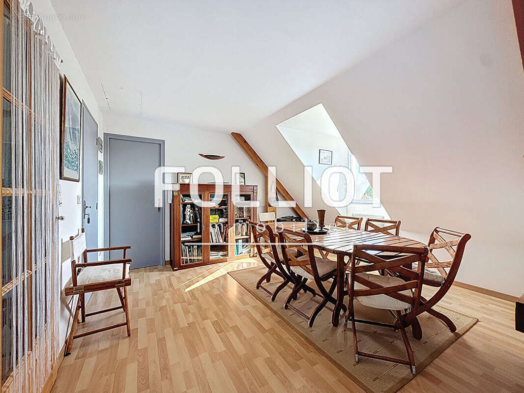 Maison à SAINT-PAIR-SUR-MER