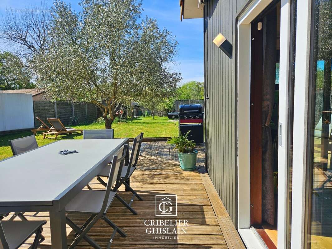Maison de 135 m² + dépendance 17 M2 – Jardin intime – Terrasse plein sud – Vertou La Bourrelière - photo 8