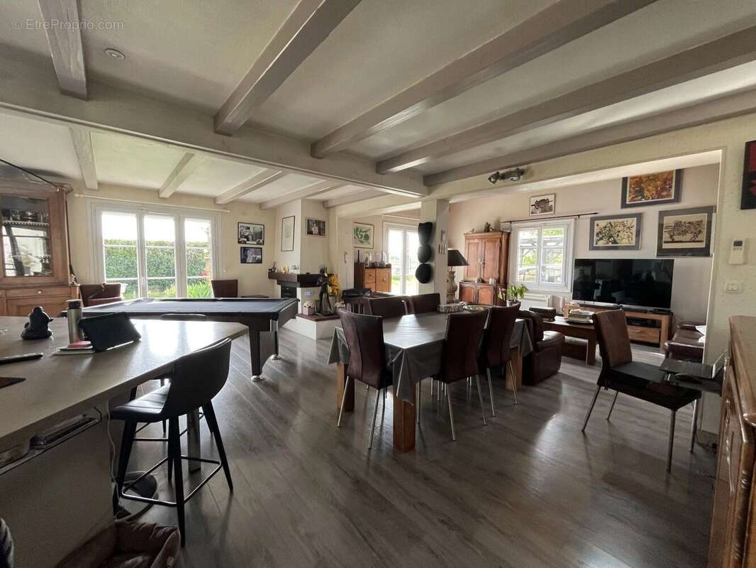 Maison à NUAILLE-D&#039;AUNIS