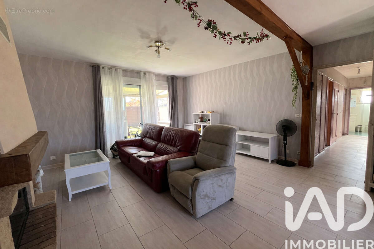 Maison 107 m² à Chatenay-Sur-Seine  - photo 3