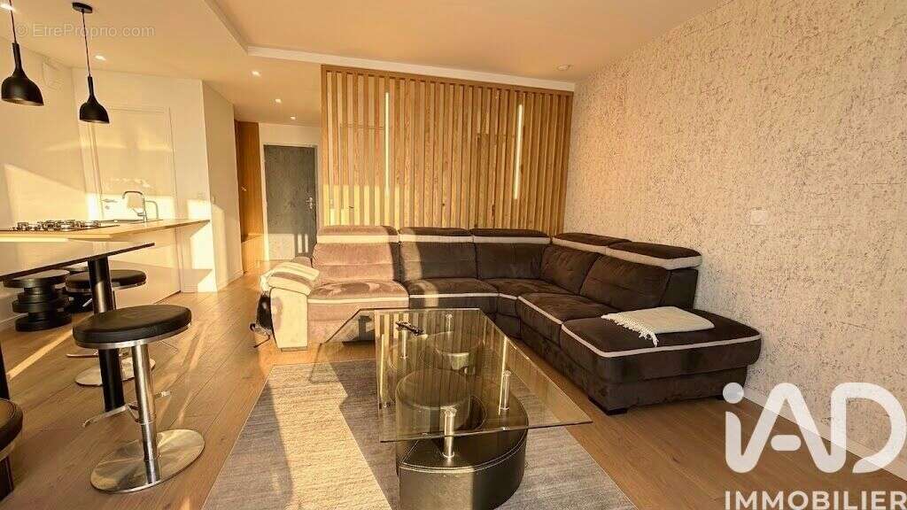 Photo 2 - Appartement à CLICHY