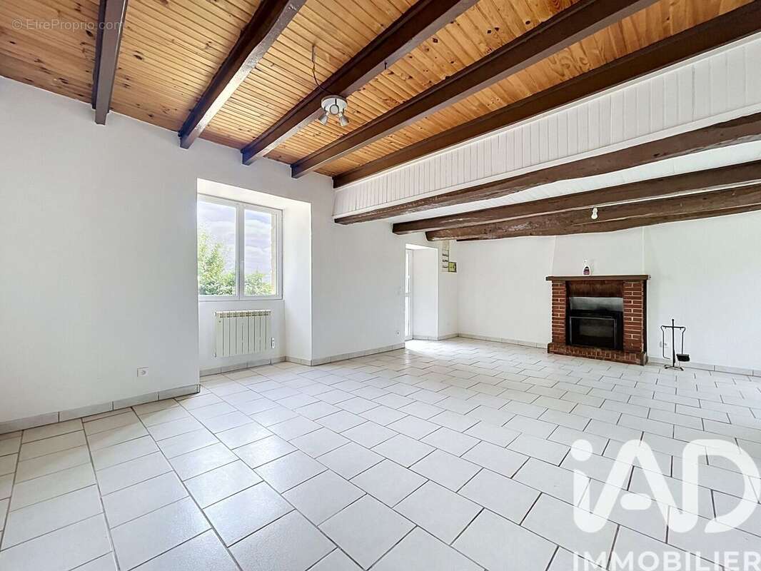 Photo 4 - Maison à SAINT-CARADEC