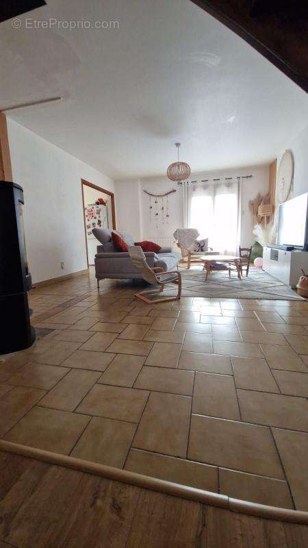 Appartement à ALBENS