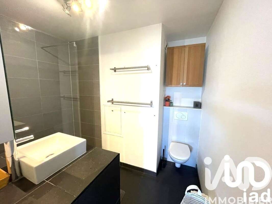 Photo 5 - Appartement à COURBEVOIE