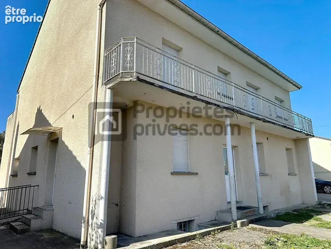 Appartement T3, 2 chambres +box+park+cave - photo 2