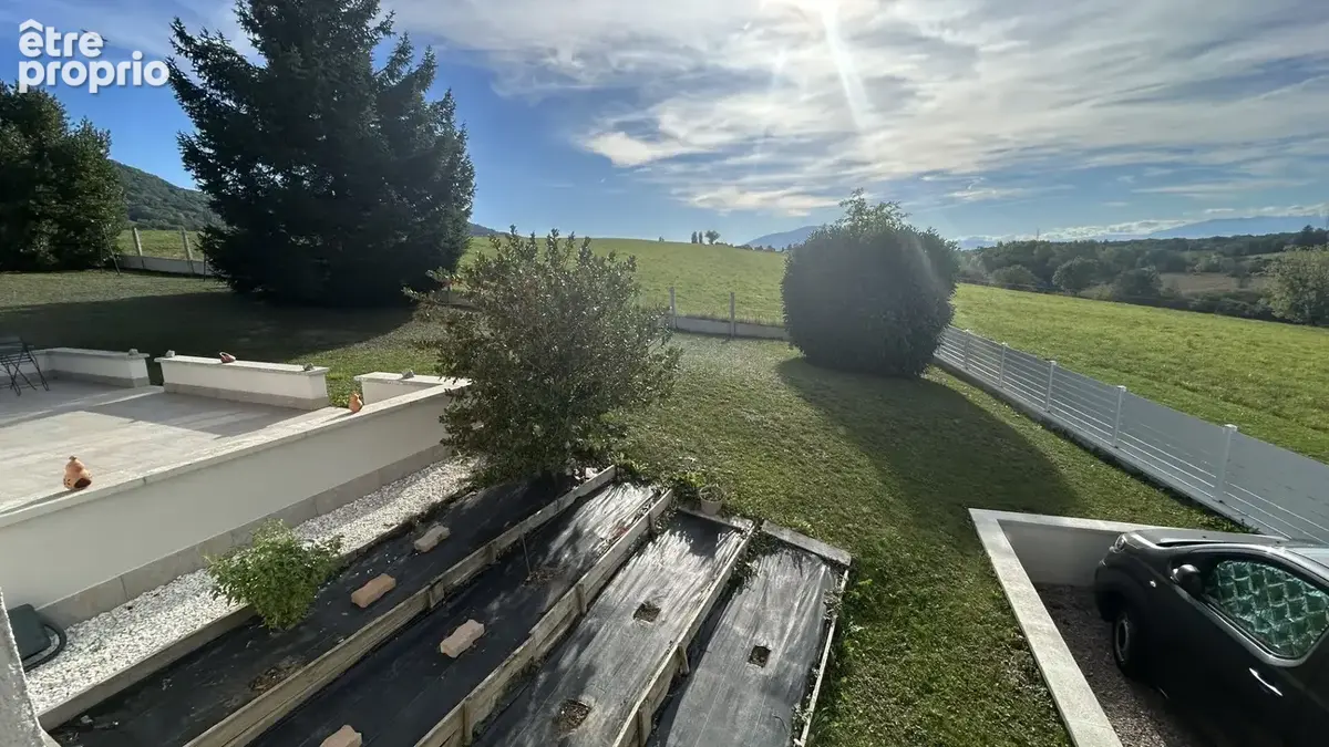 Maison 5 pièces 113 m² à vendre à Saint-Cergues (74140) - photo 1