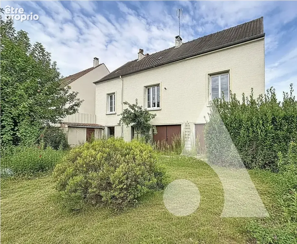 Maison à rénover avec un beau potentiel à margny-lès-compiègne ! - photo 1