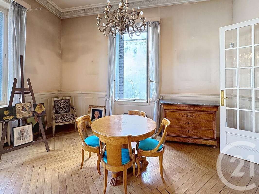 Appartement à LYON-7E