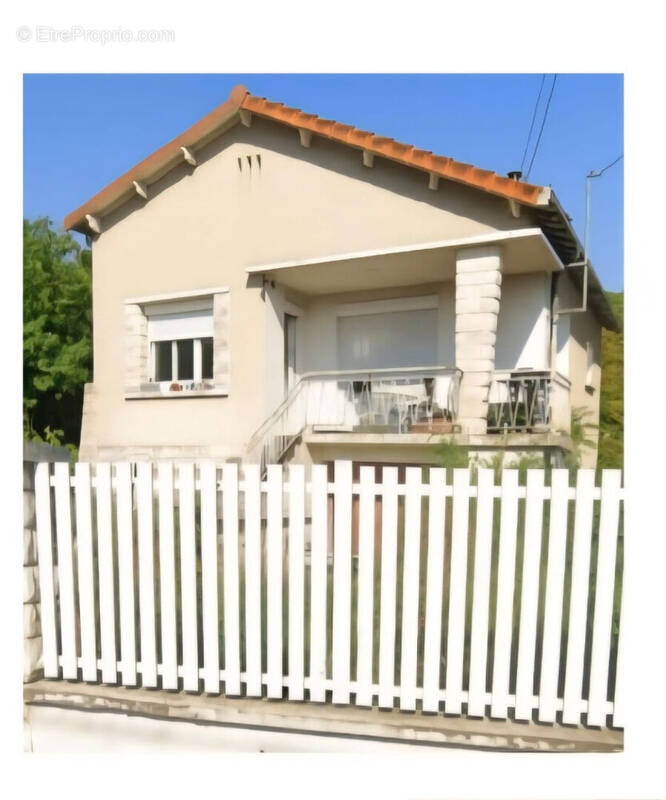 Maison à CHATELLERAULT