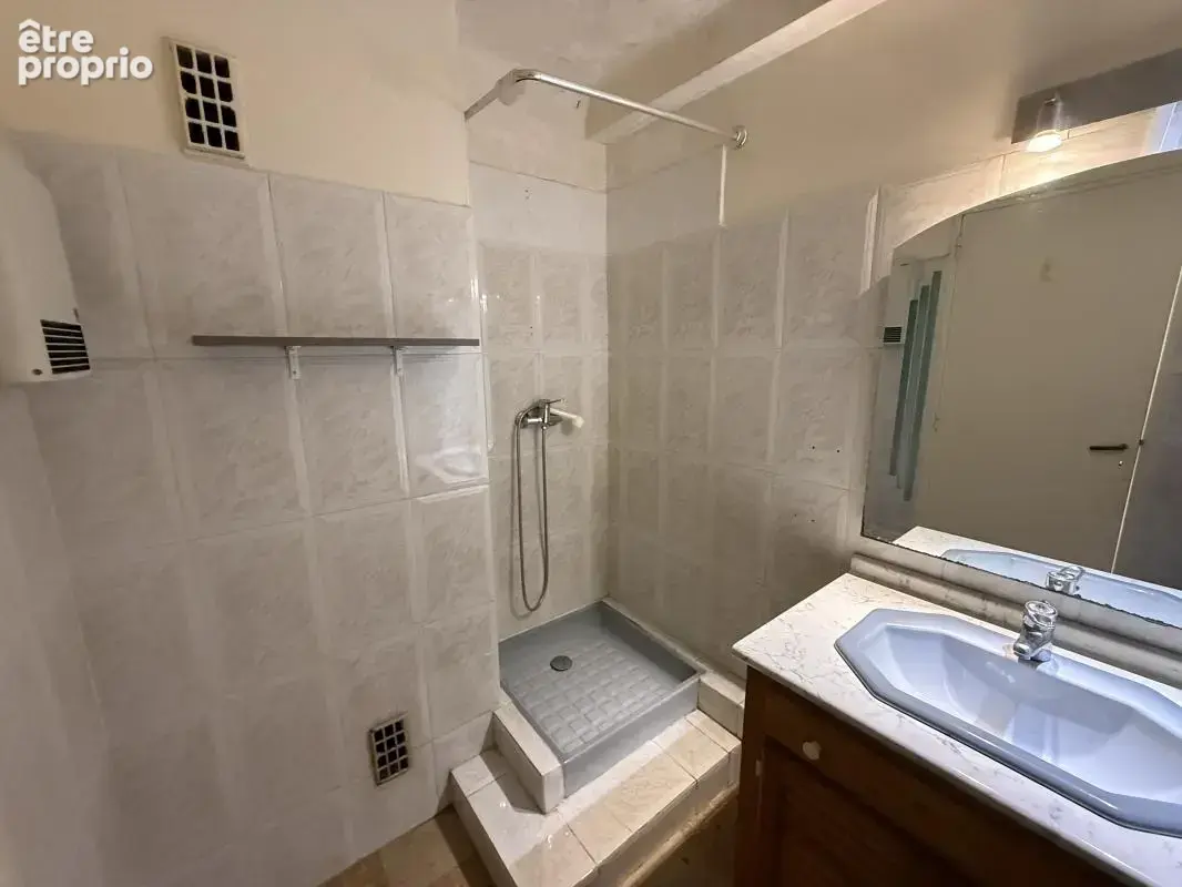 Marseille 5e / Conception – T4 avec balcon – Idéal RP ou investissement colocation - photo 11