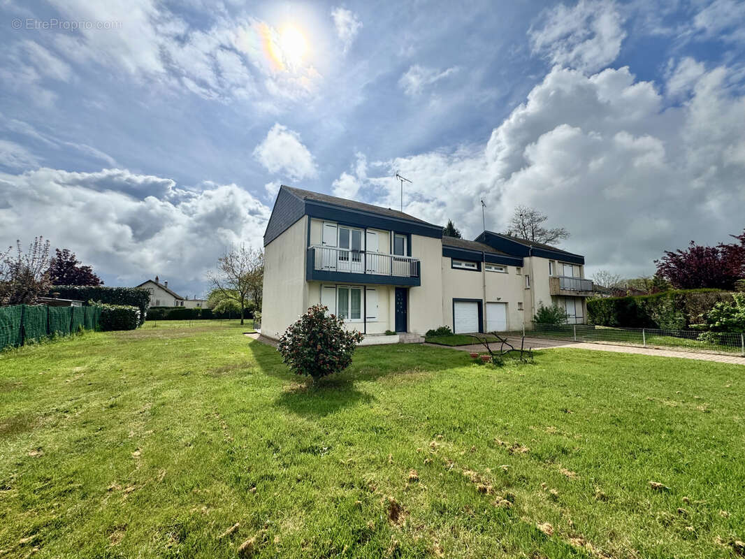 Maison à POILLY-LEZ-GIEN