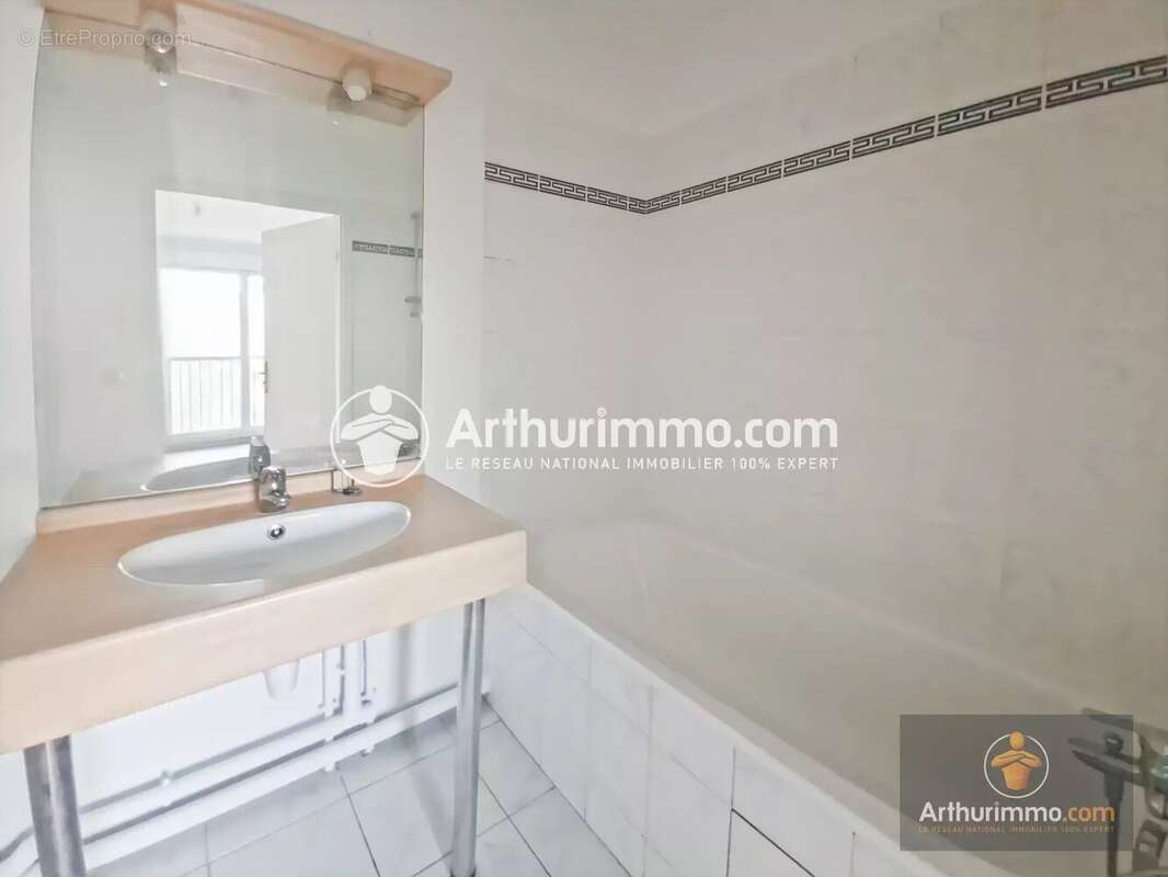 Appartement à LIEUSAINT