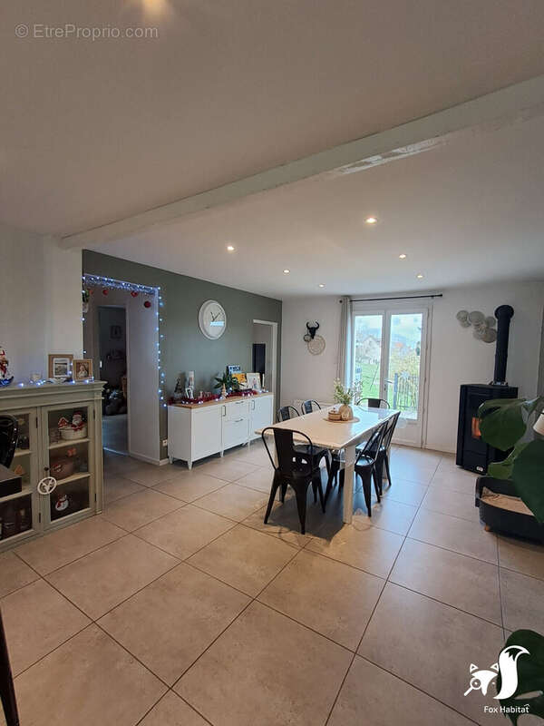 Maison à HARGICOURT